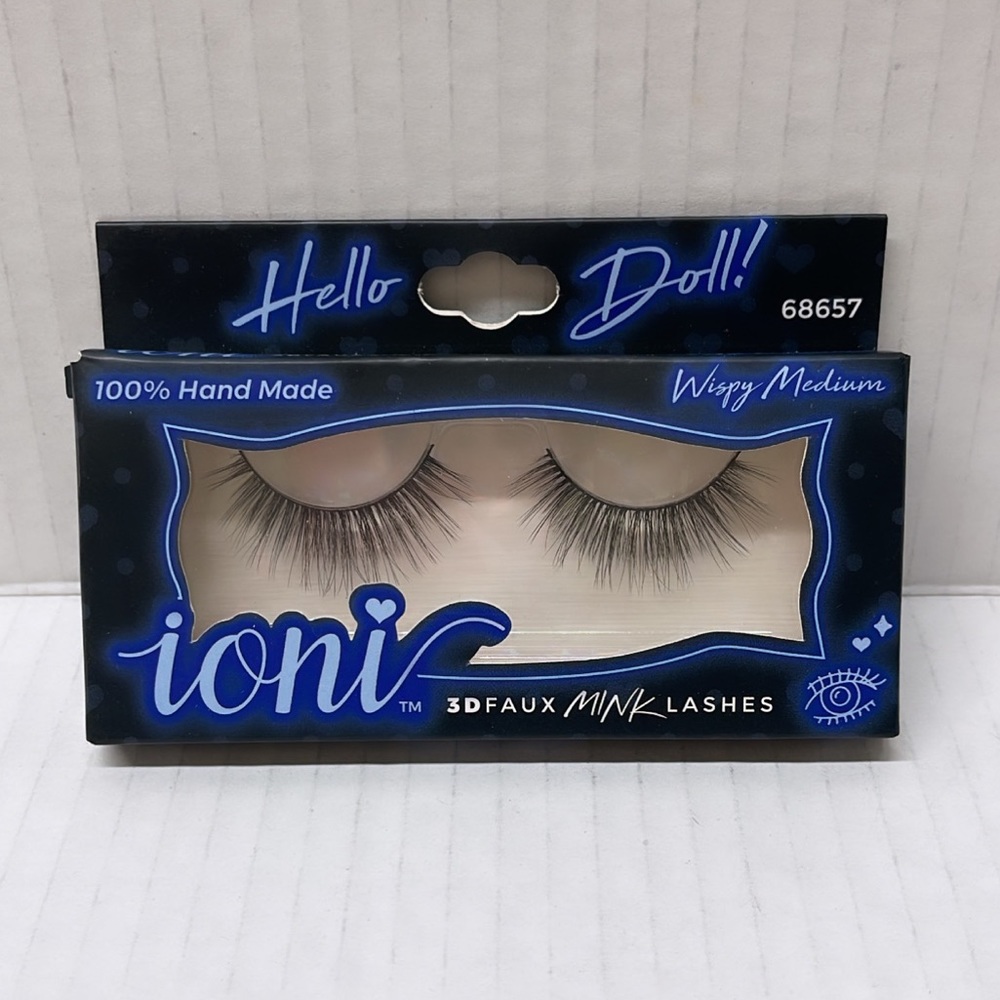 Ioni 3D faux mink lashes -- Wispy Medium
